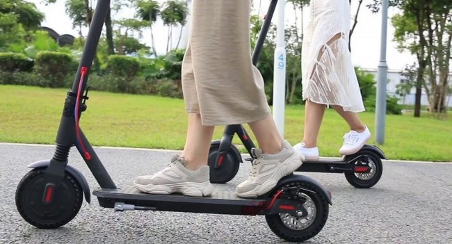 Какой электросамокат выбрать для езды по городским улицам? Автомобили