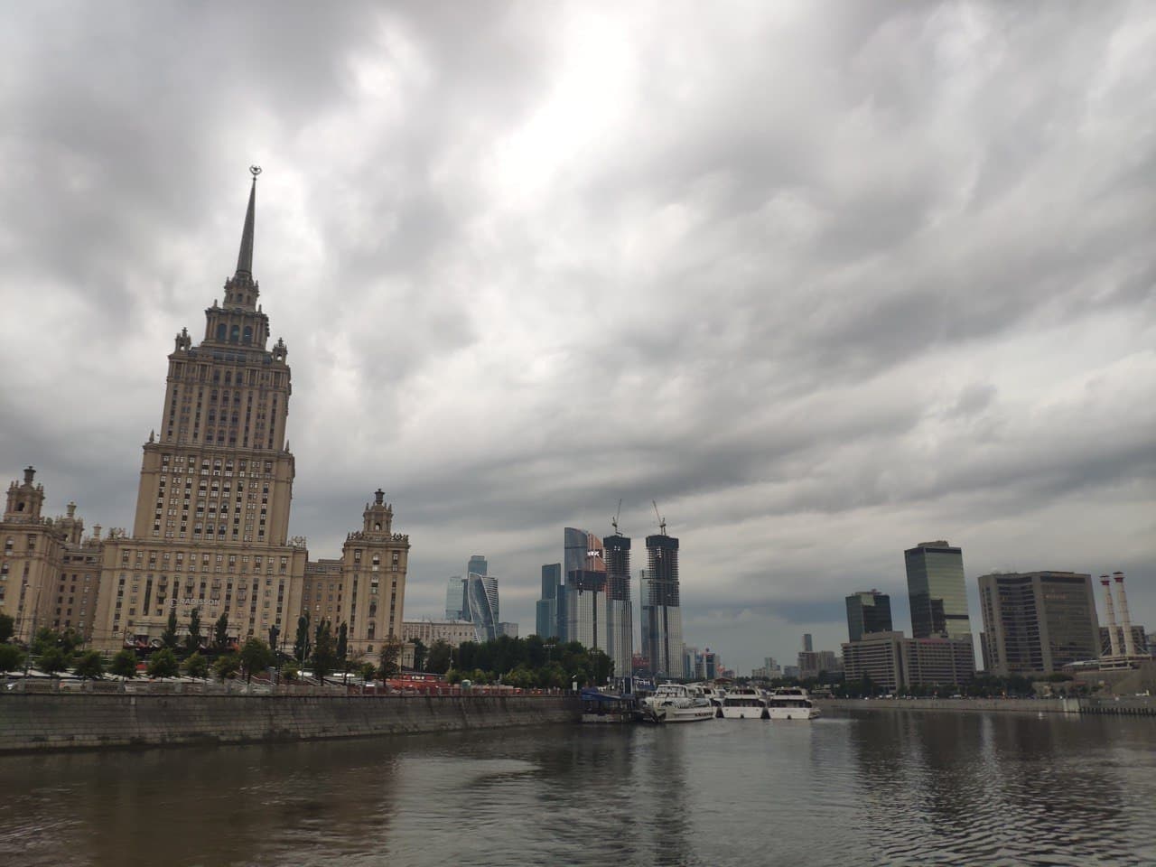 Синоптик: Погода в Москве нормализуется к 6 октября