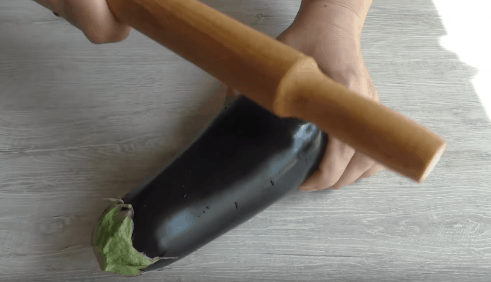 Отбиваем баклажаны скалкой: необычный подход-вкусный результат овощные блюда