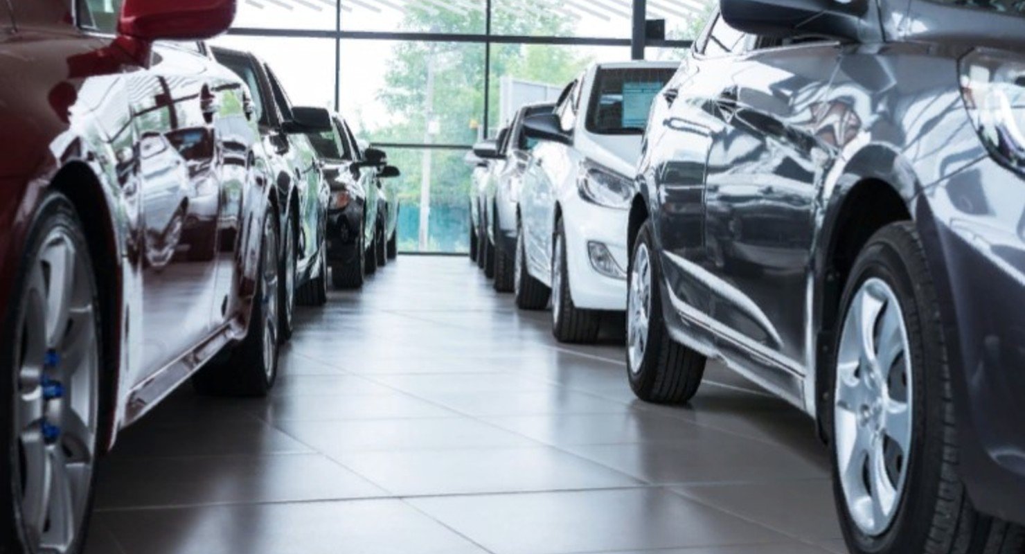 Продажи легковых машин в Казани в марте снизились на 18%