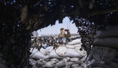 Мирноградский «котел»: 2 тыс. морпехов и десантников ВСУ ждут помощи от Буданова, но пока прилетают русские ФАБы