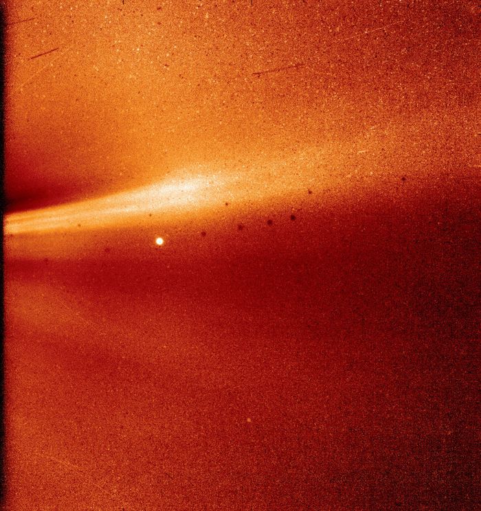 «Паркер» прислал первый снимок изнутри солнечной атмосферы NASA, Parker Solar Probe, Солнце, Космос, Фотография