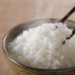 Отварной рис в пиале