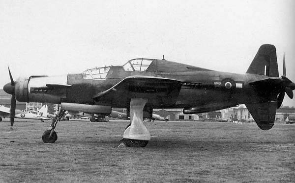 Боевые самолёты. Тянитолкайная стрела: «Дорнье» Do.335 Боевые самолёты. Тянитолкайная стрела: «Дорнье» Do.335 ввс