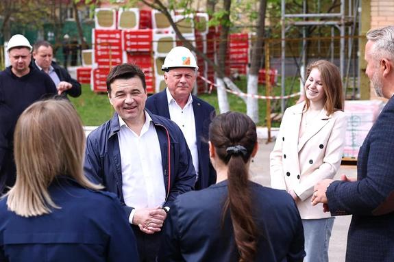 Губернатор Подмосковья сообщил о планах досрочно завершить ремонт бассейна в Селятино