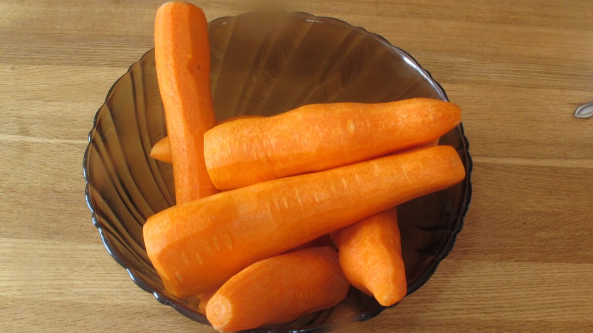 Пирог с морковью, который не дожил до утра. Съели все и сразу тесто, можно, пирог, чтобы, молоко, нужно, морковь, теплое, минут, очень, масло, любом, примерно, сладкая, добавляем, поставить, сахар, обязательно, вкусный, начинаем