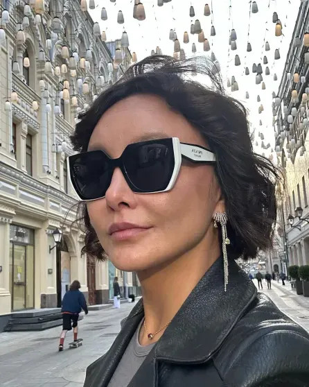 Суд изъял имущество на 8 млрд рублей у миллиардера Александра Галицкого, чья жена покончила с собой в изоляторе после, Галицкого, компании, пользу, Capital, собой, также, Александр, государства, бизнесмена, Almaz, требовал, изоляторе, женщину, покончила, АльфаБанка, матери, более, российский, Галицкий