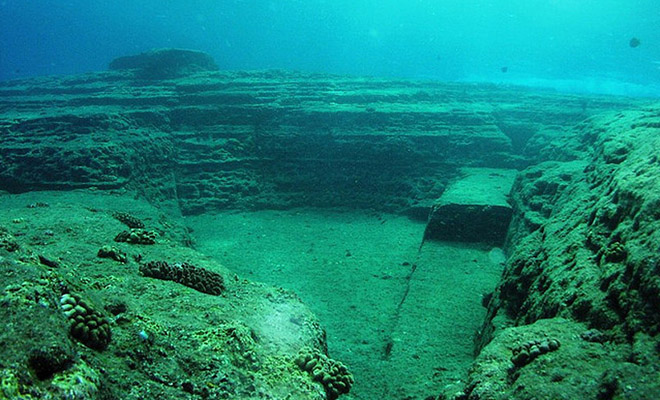 На дне Черного моря раньше был город. 6 тысяч лет назад море поднялось и цивилизация ушла по воду Черного, город, давно, какой, поселение, уровень, период, центром, полторы, активным, Фракии, древней, расцвета, всего, векаСкорее, обитаемо, середины, примерно, неолита, эпохой