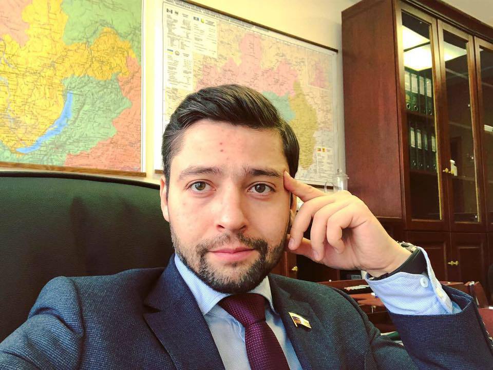 Собчак составила рейтинг самых привлекательных депутатов Собчак составила рейтинг самых привлекательных депутатов