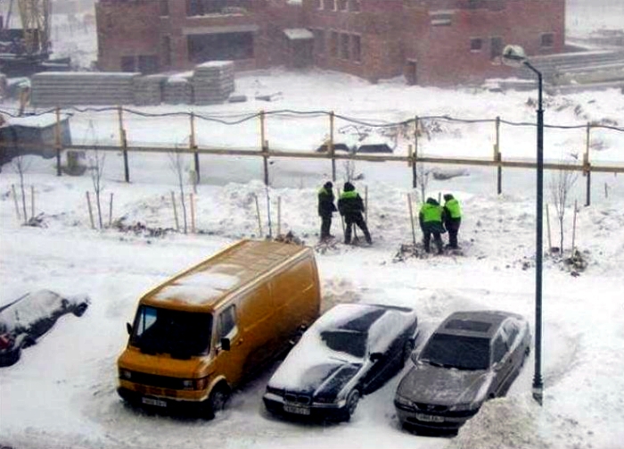 Фейлы сотрудников ЖКХ (17 фото)