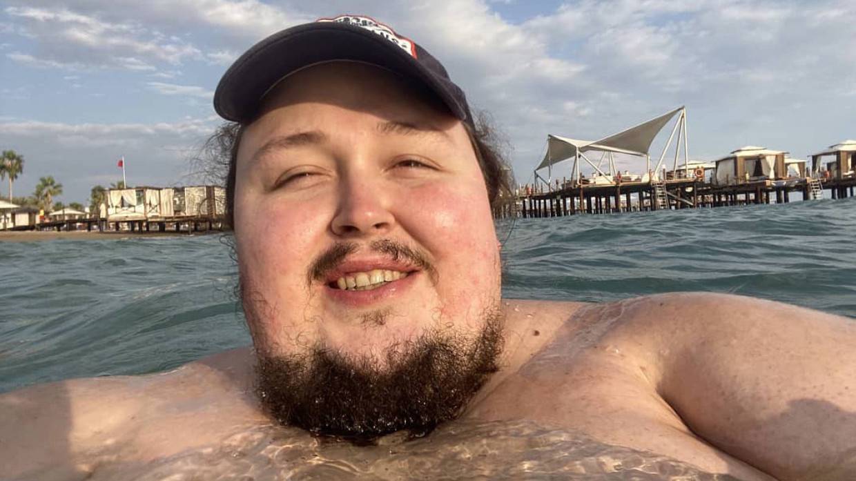 Сын Никаса Сафронова решил спасти человечество и сдал сперму в банк