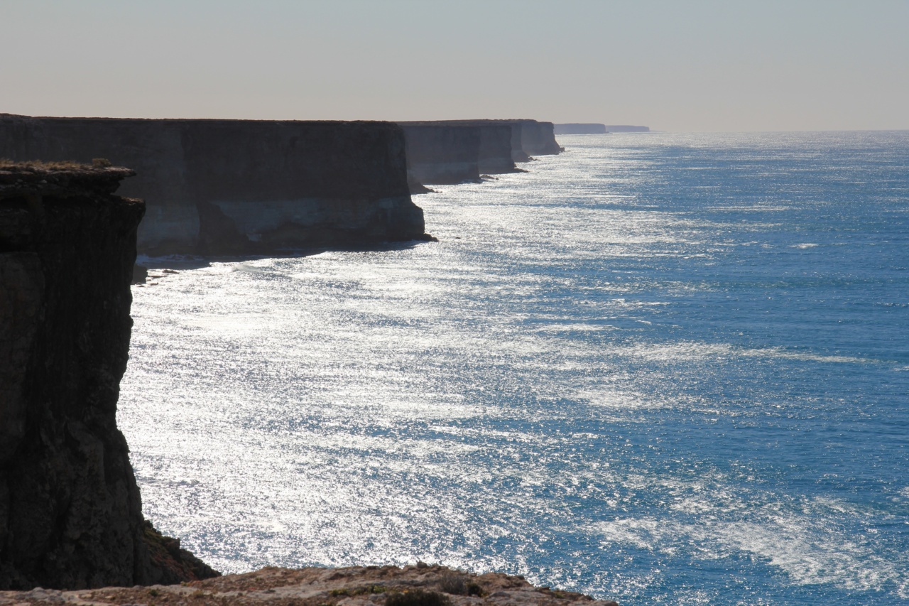 Равнина Налларбор  и утесы Банда  