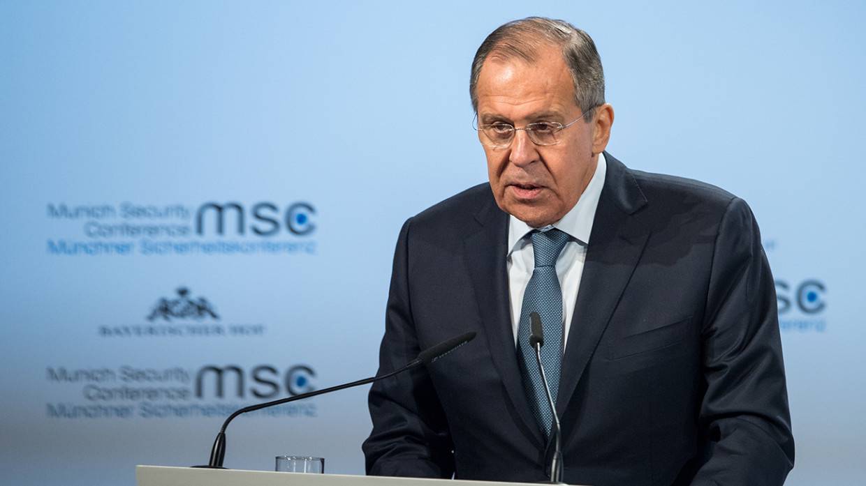 Глава МИД РФ Лавров предложил украинским военным вернуться к семьям