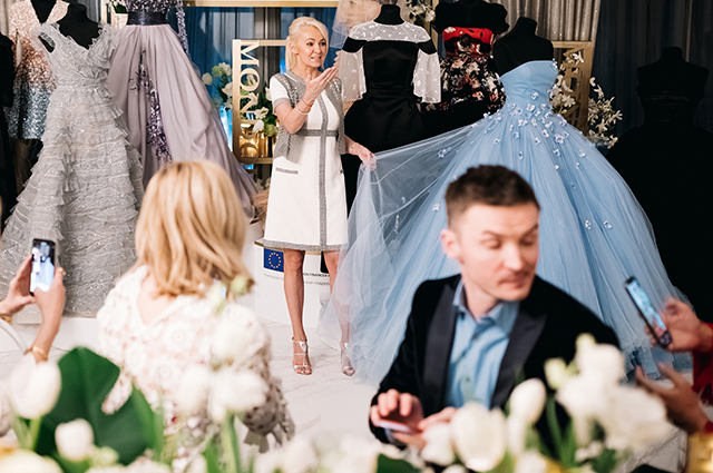 Яна Рудковская, Юлия Барановская, Эвелина Хромченко и другие на торжественном ужине Яна Рудковская, Юлия Барановская, Эвелина Хромченко и другие на торжественном ужине Светская жизнь