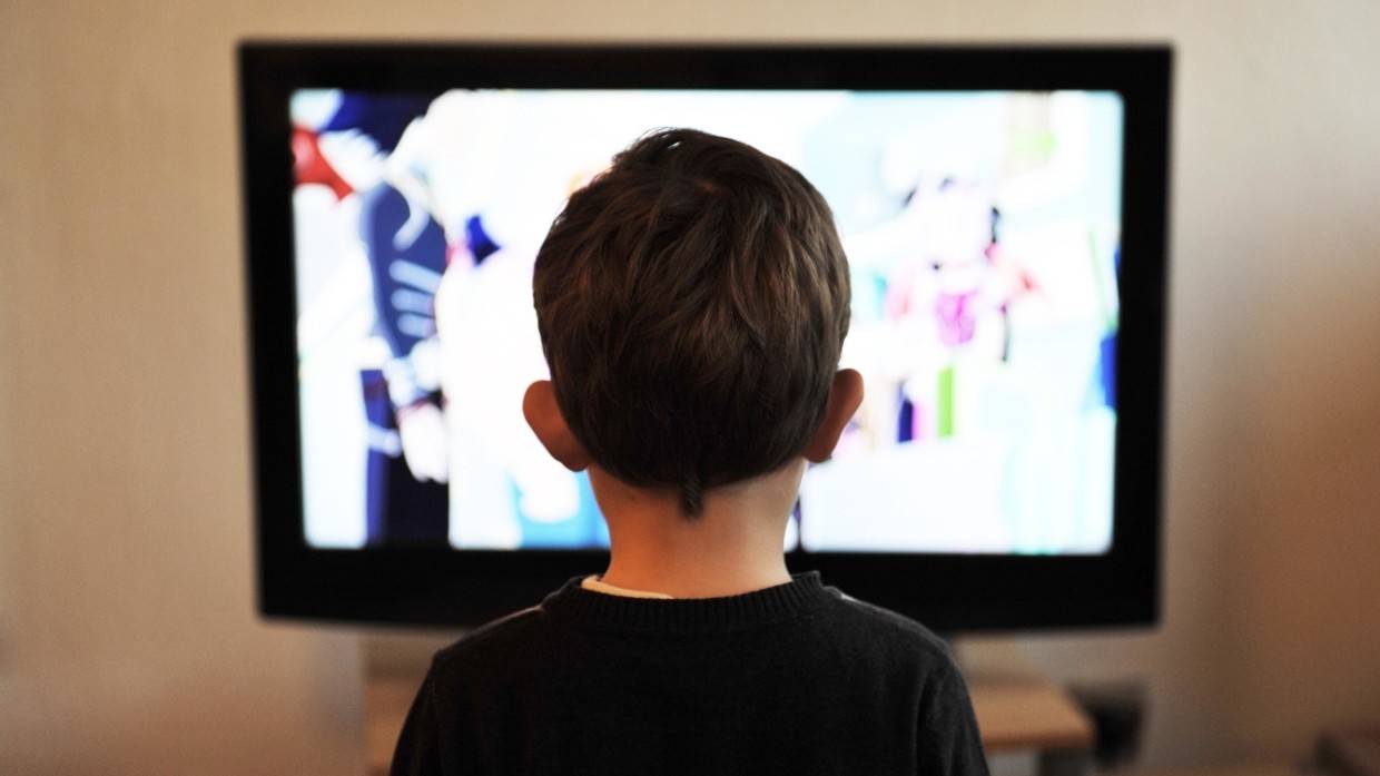 Опрос Superjob: 38% российских детей останутся без присмотра в нерабочие дни