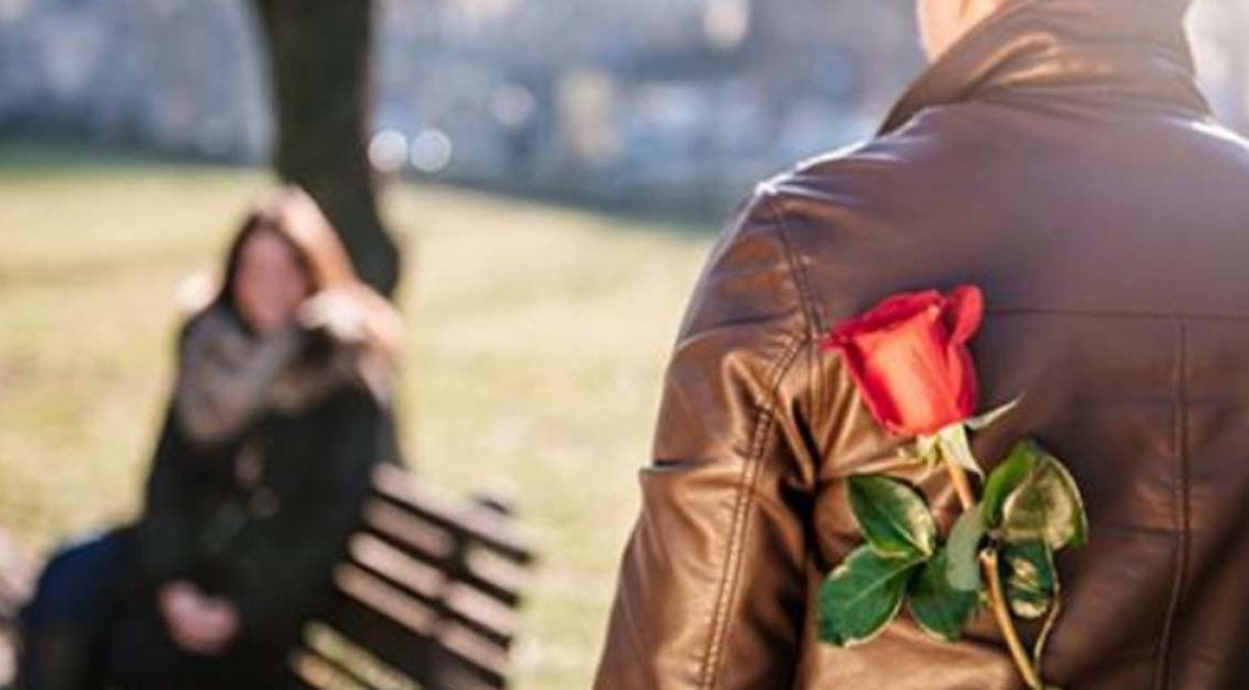 Когда я был молод и глуп, а именно два года назад, я познакомился с одной дамой в небезызвестном приложении для знакомств — в тиндере