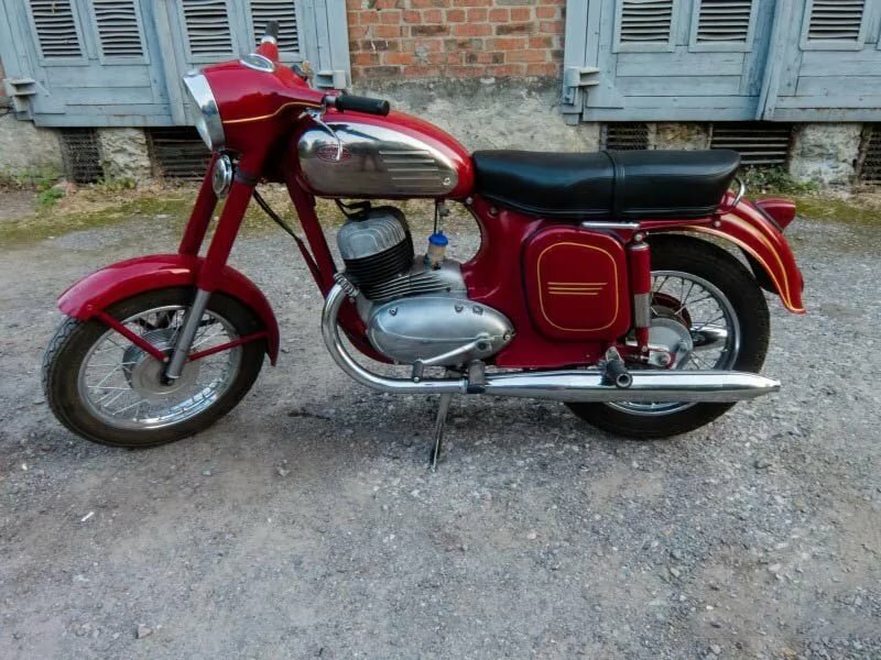 Вспомним самый красивый мотоцикл Советского периода, Ява 350/360