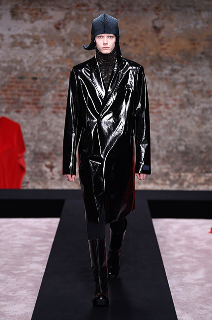 Российский музыкант Олег Седанцов принял участие в показе Raf Simons Новости моды