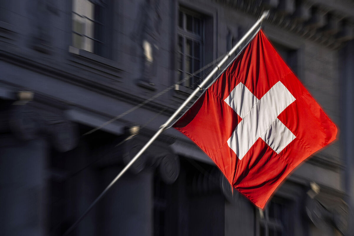 Швейцария следит за ситуацией после терактов в РФ и выражает соболезнования