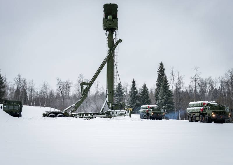 Заграничный спор о российском С-400. NI против FOI оружие