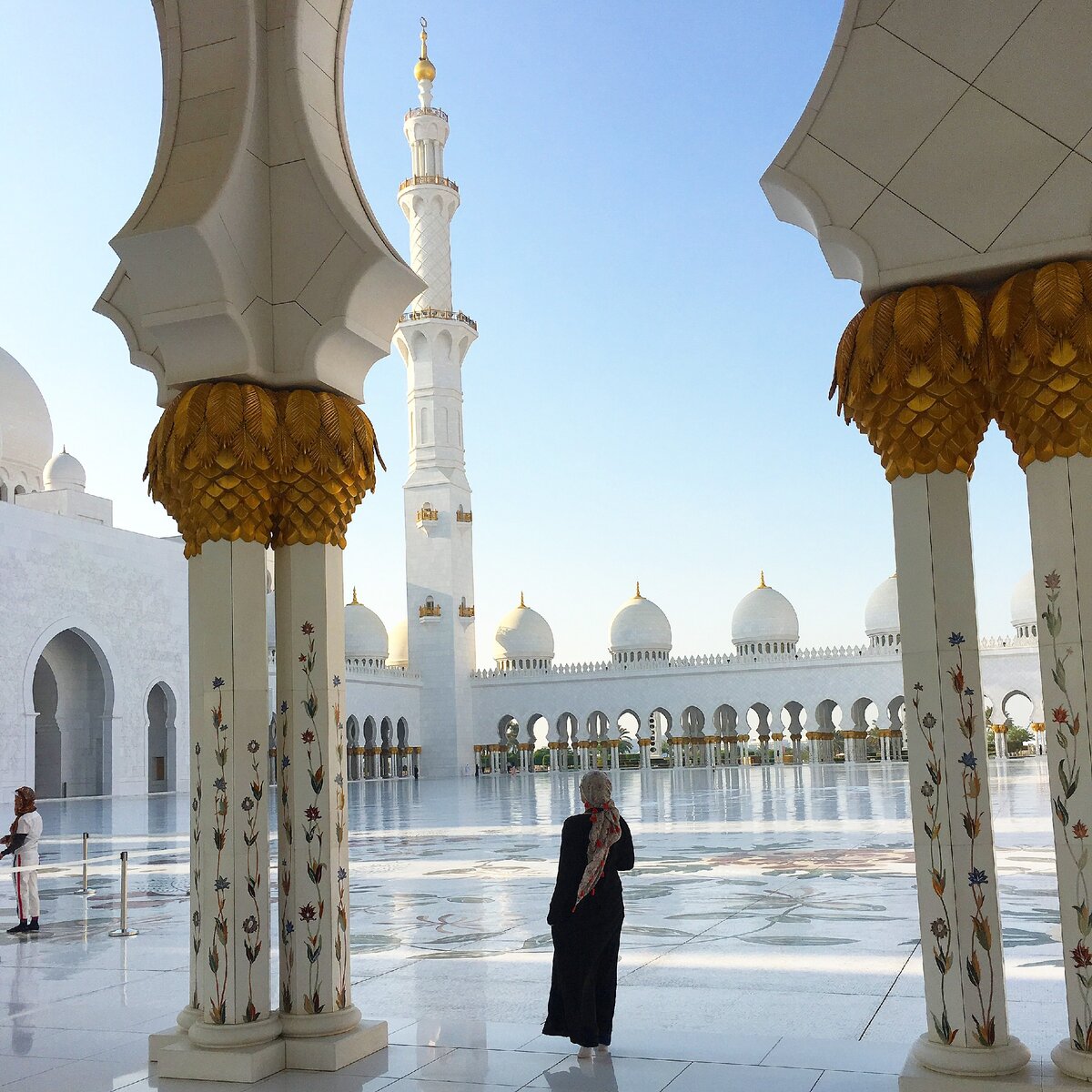 фото белая мечеть в абу даби