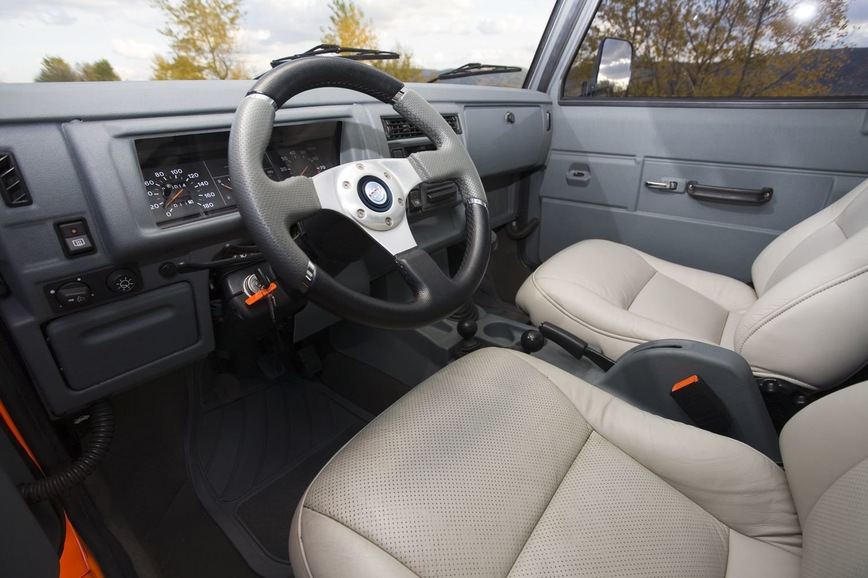 Дилер АвтоВАЗа выставил на продажу первый серийный «Сталкер» на базе «Нивы». Цена — космос! Дилер АвтоВАЗа выставил на продажу первый серийный «Сталкер» на базе «Нивы». Цена — космос! авто и мото,автоновости