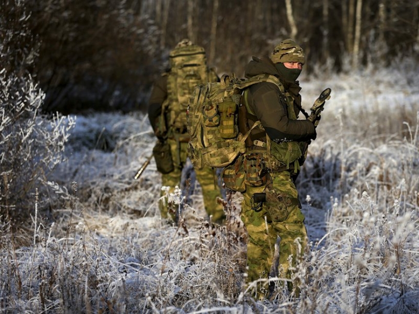 Специальные силы вооруженных сил. Спецназ ССО МО РФ. ССО РФ экипировка зимняя. ССО Сенеж камуфляж. ССО СПН.