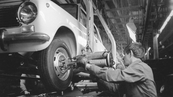 Взламываем «АвтоВАЗ». | Фото: LiveJournal. Взламываем «АвтоВАЗ». | Фото: LiveJournal.