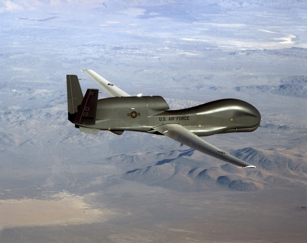    Американский беспилотник-шпион RQ-4B Global Hawk. ФОТО: US Air Force/Globallookpress