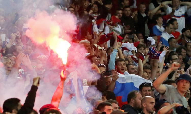 Болельщики на матче Евро-2016 Россия - Словакия. Фото: Александр Демьянчук/ ТАСС 