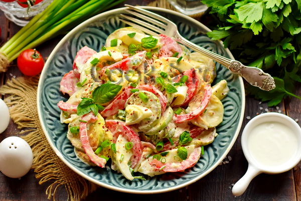 Салат с жареными кабачками – семья просит готовить каждый день, совсем не надоедает салаты