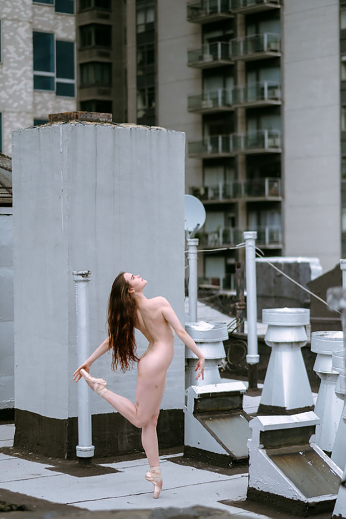 11 бесстрашных танцоров разделись на крышах Нью-Йорка фотография