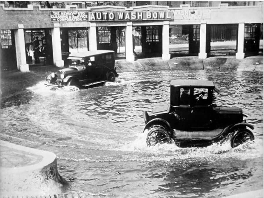 Необычная автомойка: как мыли автомобили в Чикаго в 1920-х годах
