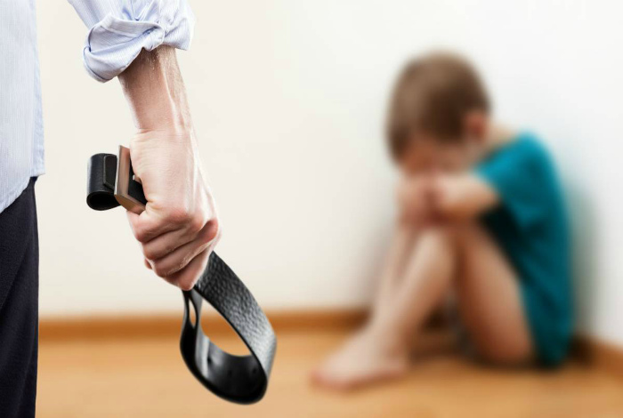 Отношение к воспитанию и наказанию детей. | Фото: The Daily Advertiser.