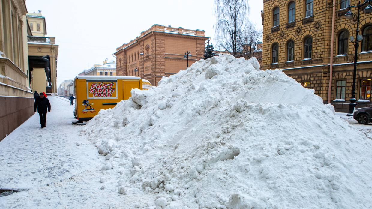 Циклон «Мари» обновил рекорд по высоте снежного покрова в Петербурге
