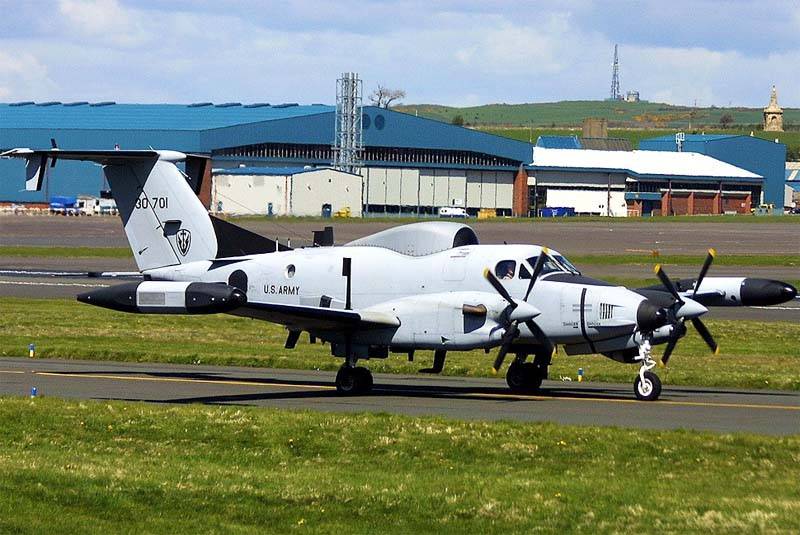 Самолеты радиотехнической разведки Beechcraft RC-12 Guardrail Самолеты радиотехнической разведки Beechcraft RC-12 Guardrail ввс