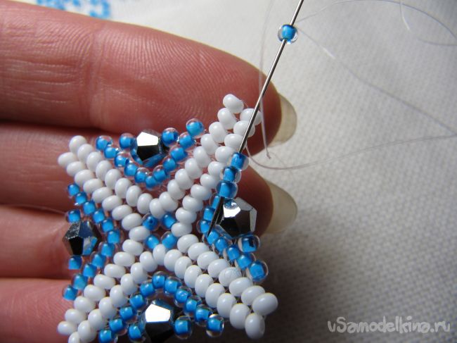 Браслет из бисера «Снежная королева» 