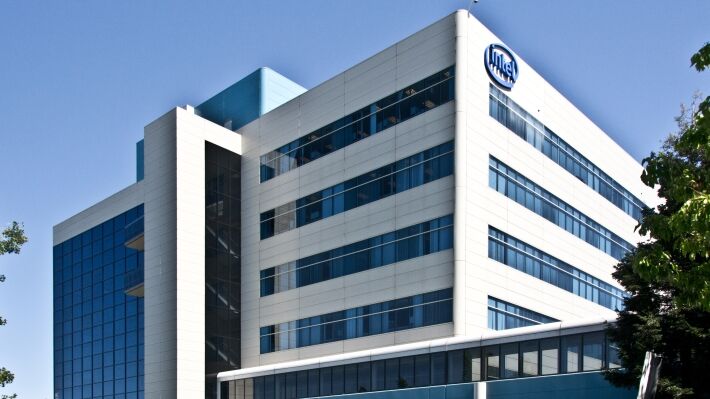 Компани Intel построит новые фабрики
