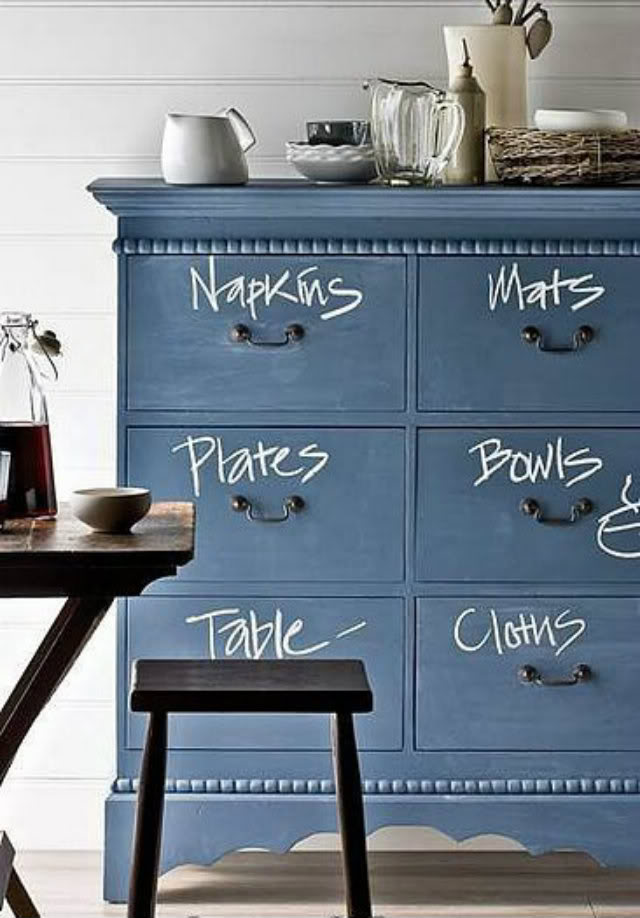 Как оригинально покрасить мебель: 7 идей декора