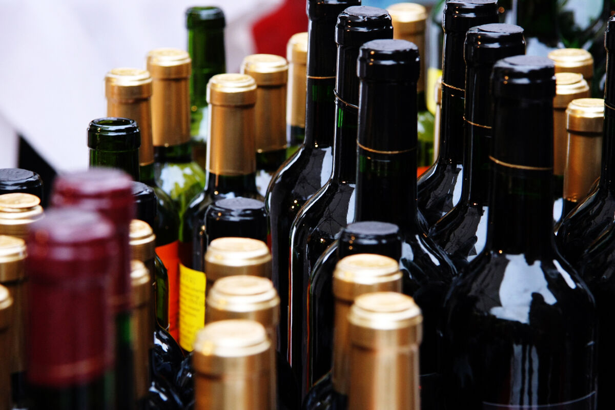 РБК: пошлину на вино из недружественных стран предложили повысить до 25%