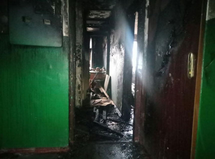 В Полтавской области в горящем доме спасатели обнаружили труп повешенной 92-летней женщины