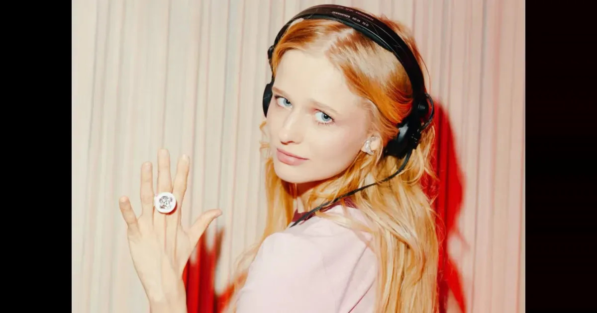 Олеся Иванченко, Саша Бортич и Карина Нигай на презентации косметического бренда