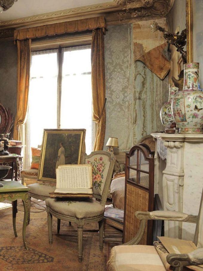 В Париже нашли квартиру, в которой не жили более 70 лет