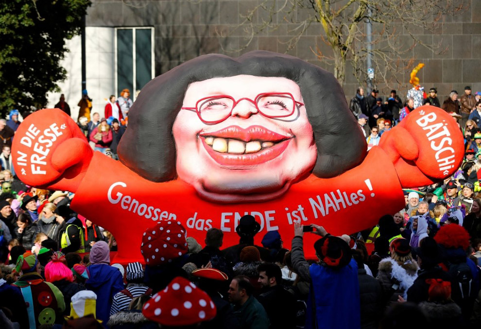 Юмор и политика в одном флаконе: немецкий карнавал Rose Monday