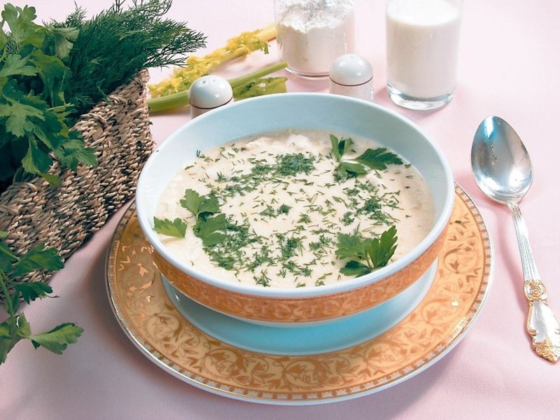 5 рецептов окрошки, которая спасет от жары первые блюда,супы,холодные супы