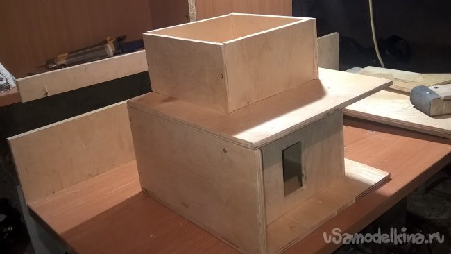 Двухэтажный скворечник в стиле люкс Двухэтажный скворечник в стиле люкс кормушка своими руками