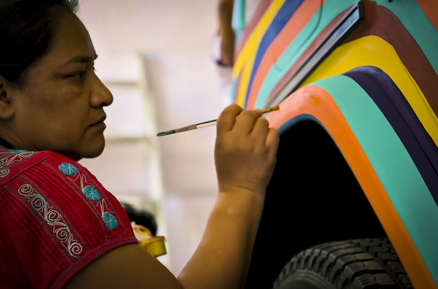 Mercedes-Benz G-Class разрисовали мексиканскими узорами Новости