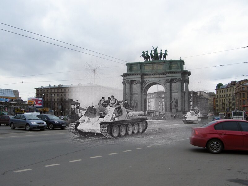 Ленинград 1944-2009 Проспект Стачек. Самоходные установки СУ-122 у Нарвских ворот направляются к фронту блокада, ленинград, победа