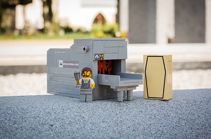 Lego создала конструкторы с экскурсом в мир смерти