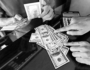 Финансовые потрясения в США заставят мир отказаться от доллара